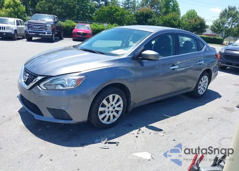 2017 Nissan Sentra S z USA, uszkodzony, nr VIN 3N1AB7AP4HY233225
